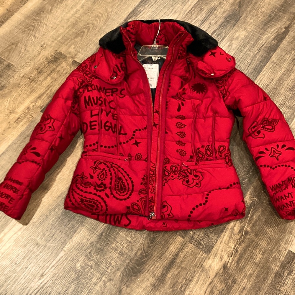NWT Beautiful designer coat by Desigual